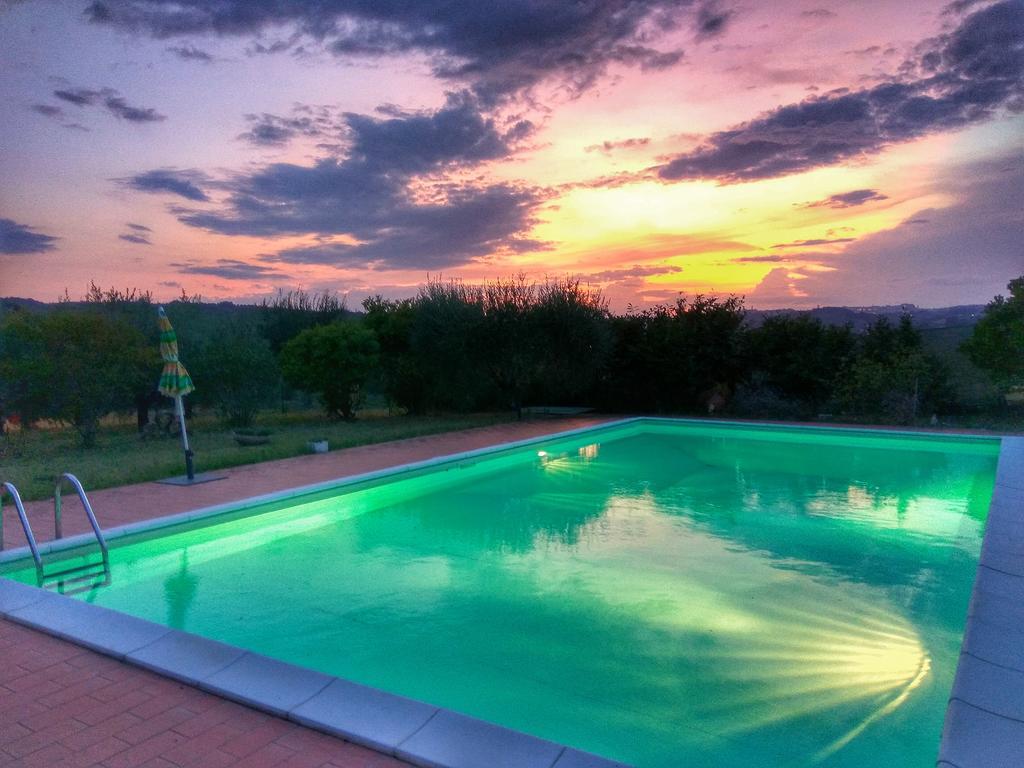Collestrada Residence Il Colle מראה חיצוני תמונה